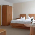 Wald-Hotel 3*