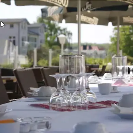 Wald-hotel Hotell Sellin (Rugen)