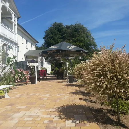 Wald-hotel 3* Sellin (Rugen)