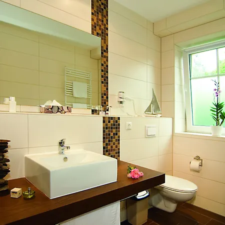 Wald-hotel Sellin (Rugen)