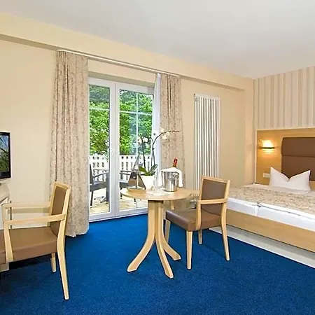 Wald-hotel 3*