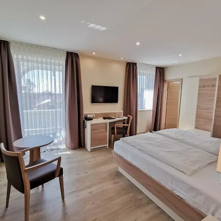 Готель Wald-hotel Sellin (Rugen)