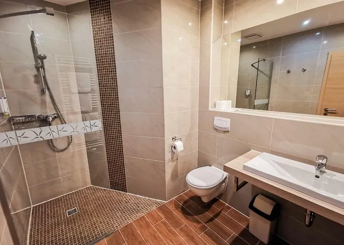 Wald-hotel Hotel Sellin (Rugen)